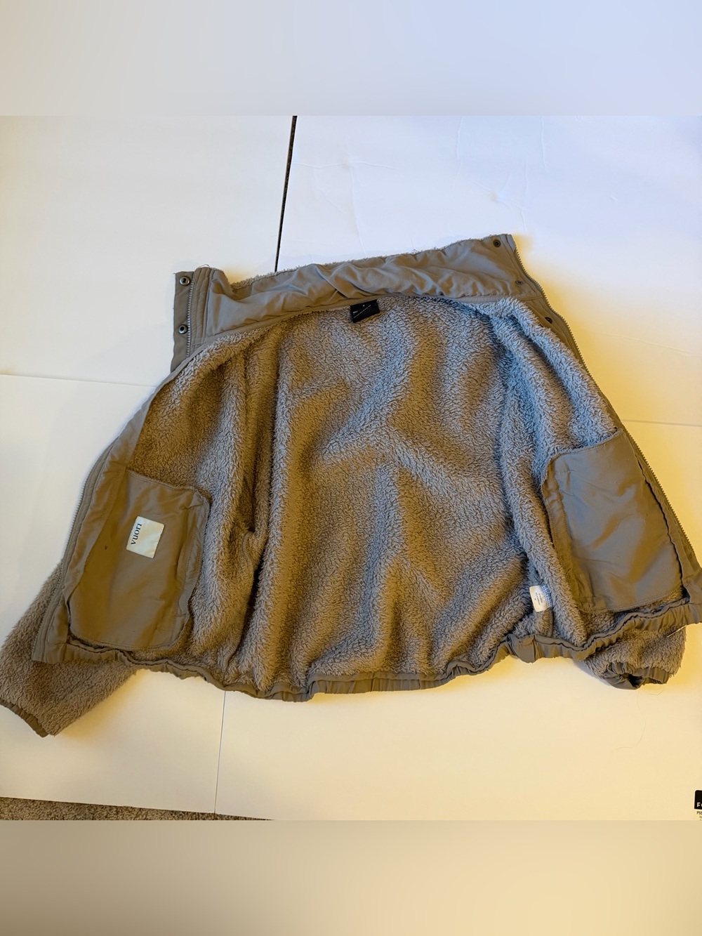 Vuori Cozy Sherpa Jacket Graphite Fleece Full Zip Size Medium Style VW530 - Picture 7 of 9